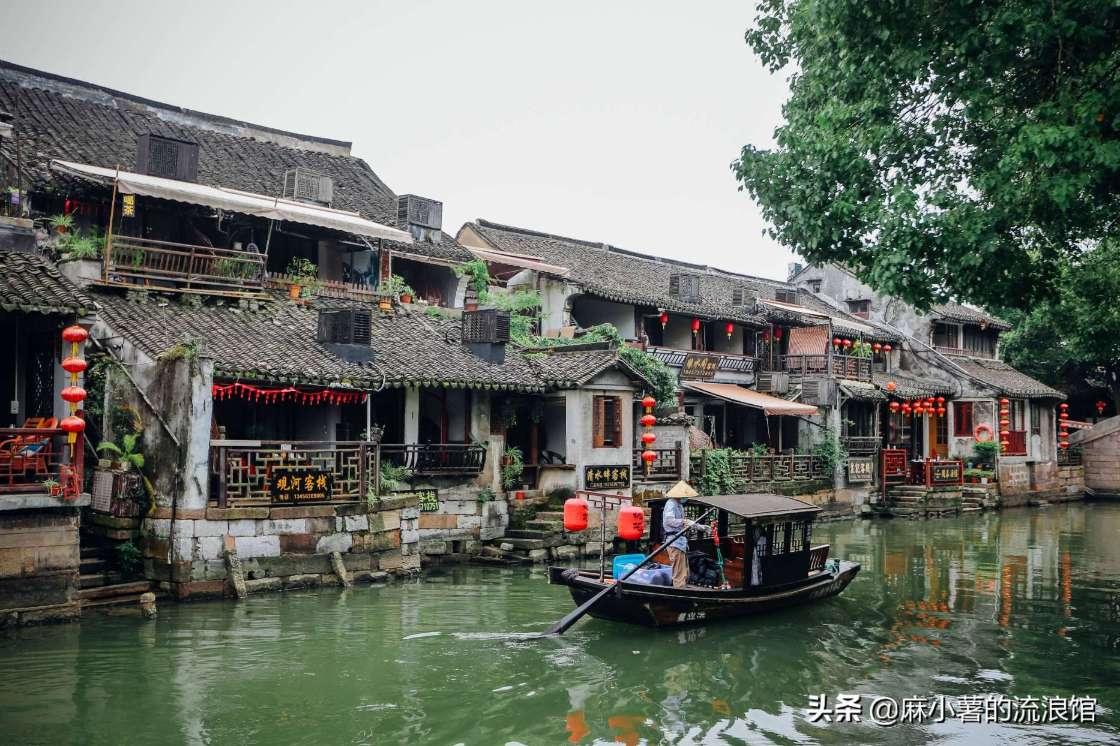 “春风又绿江南岸，明月何时照我还”，是谁的佳作？